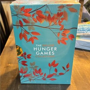 NWT The Deluxe Hunger Games Collection - Blue and Red